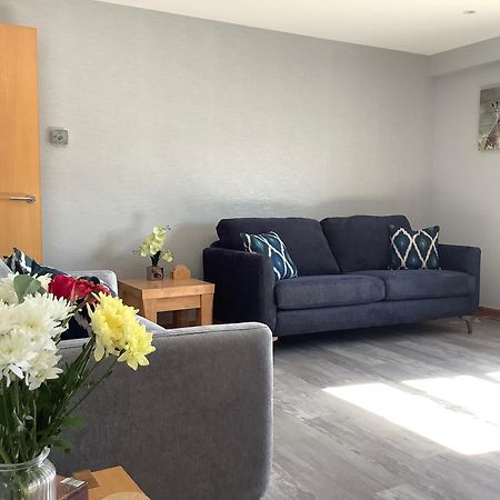 37 Farraline Court, City Centre Apartment インヴァネス エクステリア 写真