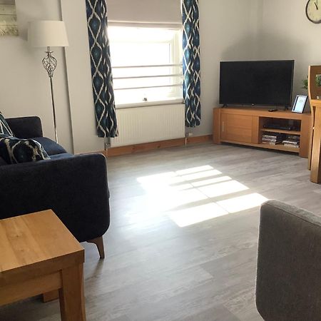 37 Farraline Court, City Centre Apartment インヴァネス エクステリア 写真